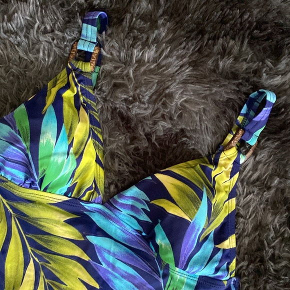 Islander tropical palm leaves print navy swim top - Picture 3 of 17